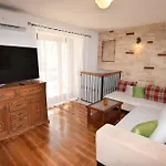 San Rocco With Heated Pool