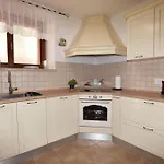 San Rocco With Heated Pool Vodnjan