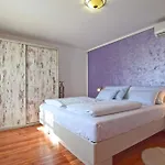 Βίλα San Rocco With Heated Pool