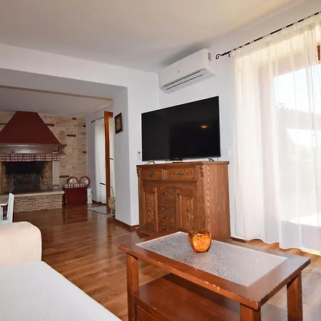 San Rocco With Heated Pool Βίλα *