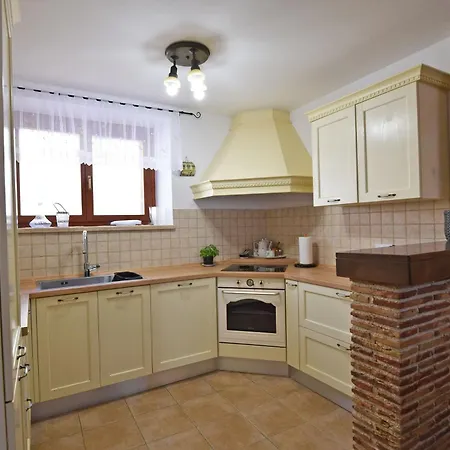 San Rocco With Heated Pool Vodnjan