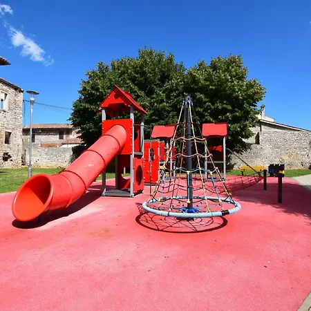 San Rocco With Heated Pool *
