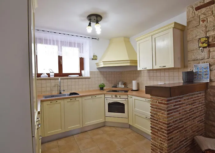 San Rocco With Heated Pool فودنيان