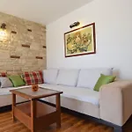 San Rocco With Heated Pool *