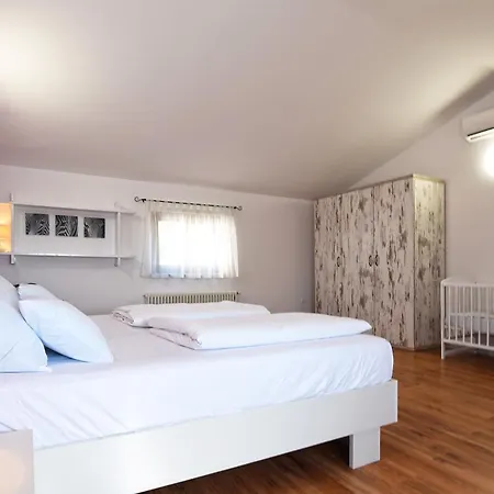 San Rocco With Heated Pool