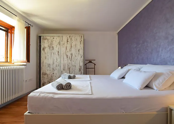 San Rocco With Heated Pool Villa