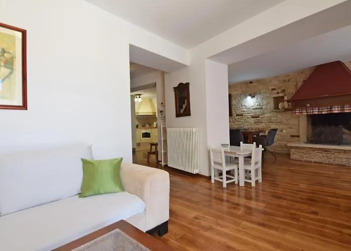 San Rocco With Heated Pool Villa