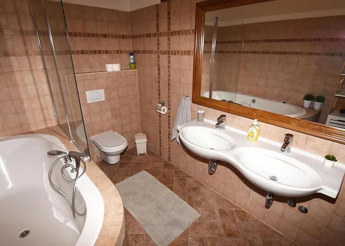 San Rocco With Heated Pool * Vodnjan