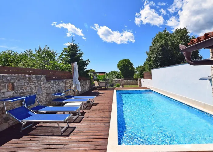 Villa San Rocco With Heated Pool Vodnjan